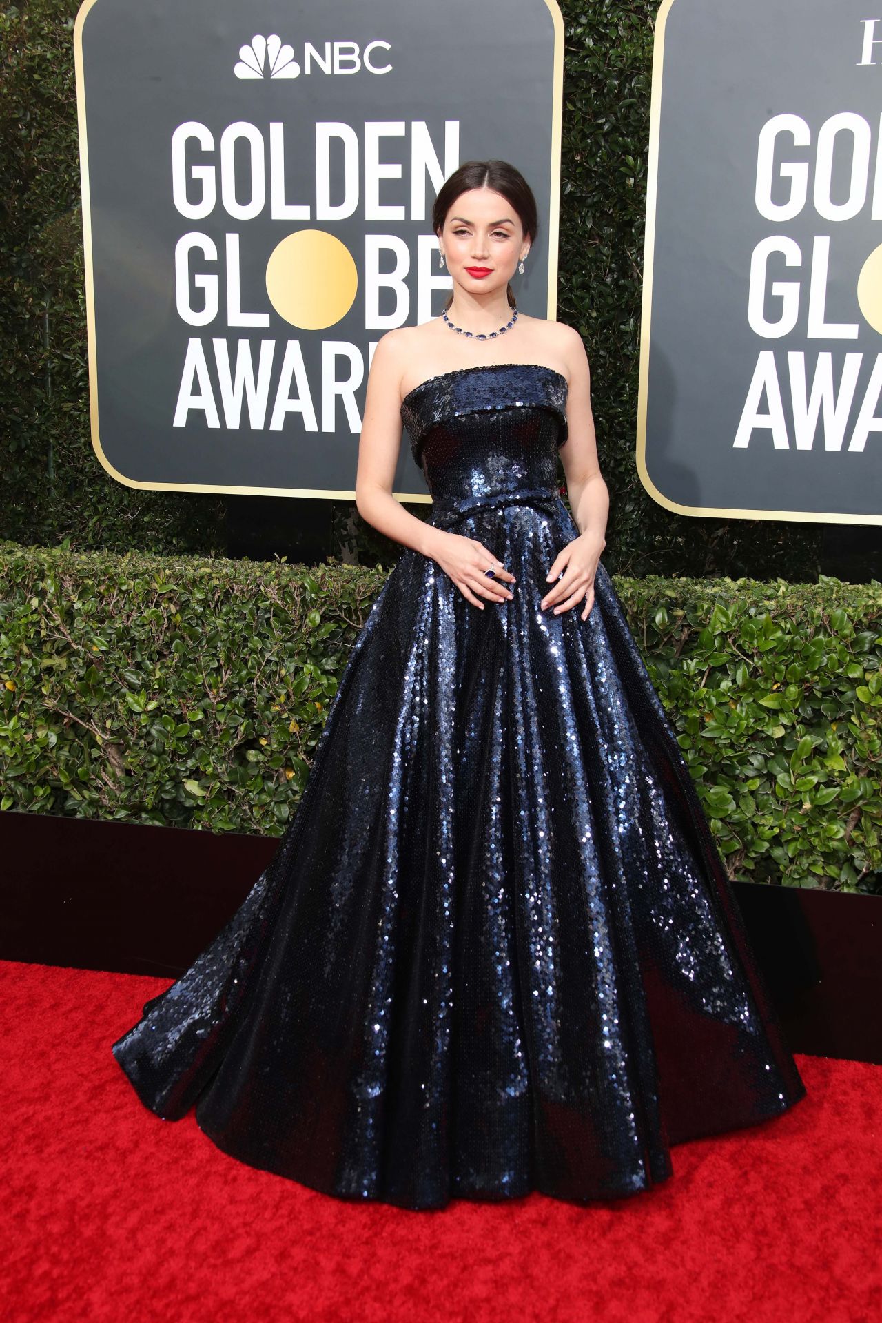 Ana De Armas at 77th Annual Golden Globe Awards Red Carpet in Beverly Hills05